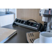 Brennenstuhl 1391040600 Steckdosenleiste mit Schalter...