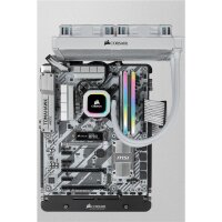 Corsair Vengeance RGB Pro CMH32GX4M4E3200C16W - 32 GB - 4 x 8 GB - DDR4 - 3200 MHz - 288-pin DIMM